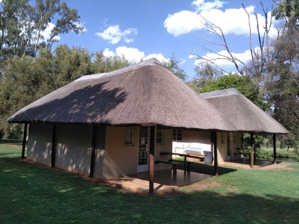 Smilin Thru Resort Parys Exterior foto